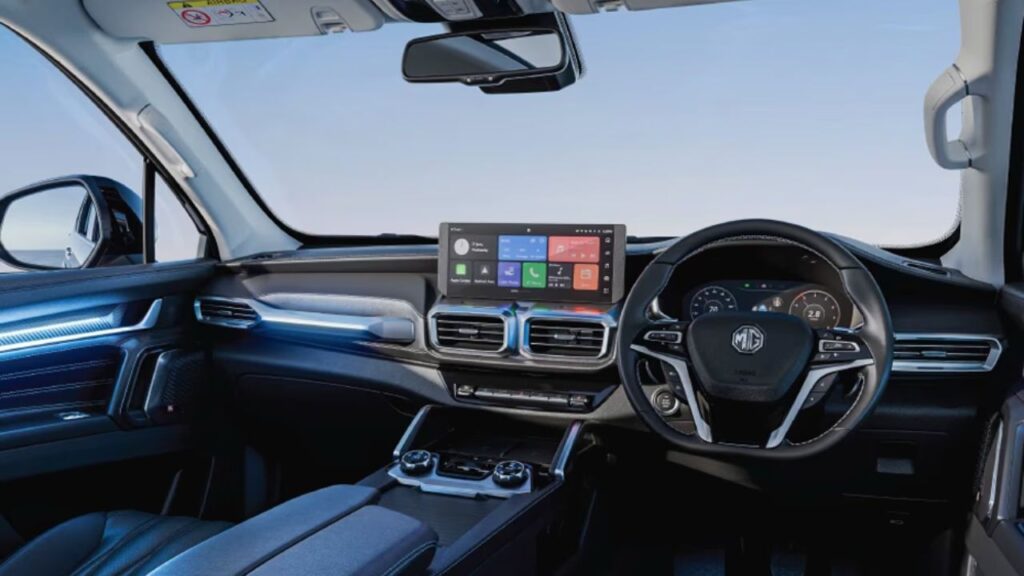 MG Majestor interior