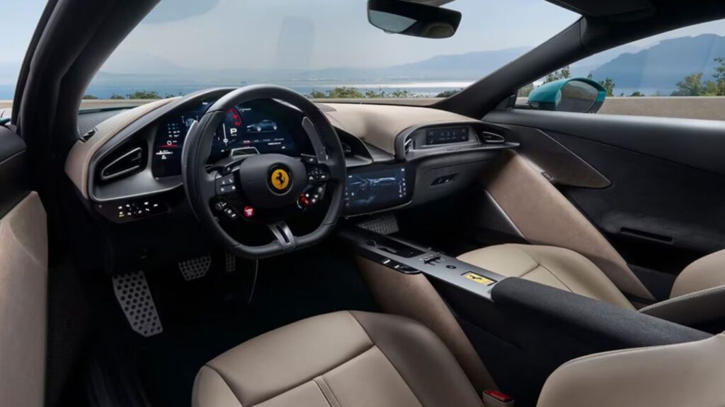 Ferrari Amalfi interior