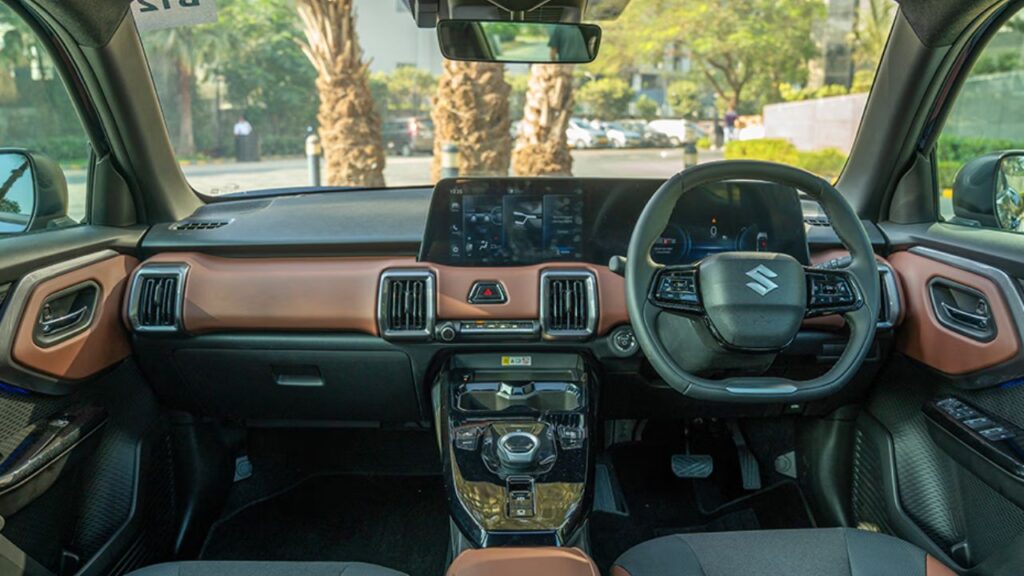 Maruti e Vitara interior